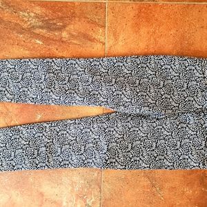 Gap stretch Navy/White pattern slim pants 0R